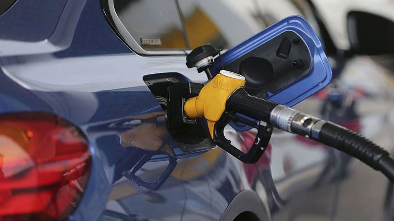 Motorine 2,40 TL Zam Yolda: Salı Günü Pompaya Yansıyacak